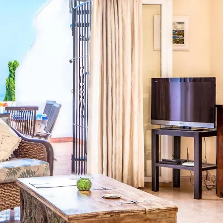 Tejon By Interhome נרחה